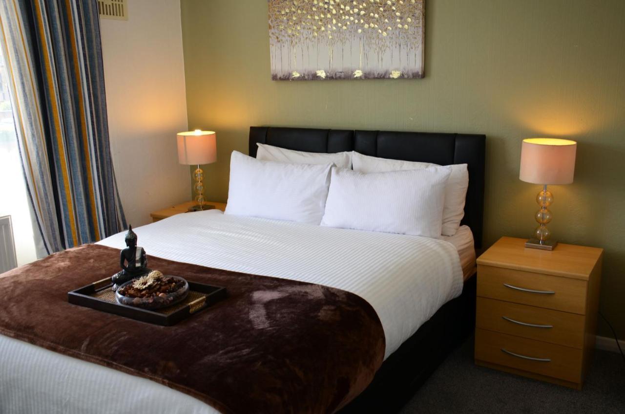 Sm Dreams Unlimited Serviced Accommodation- Stanwell-Staines-Heathrow 외부 사진